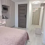 Apartment Angel *
