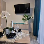 Apartment Angel