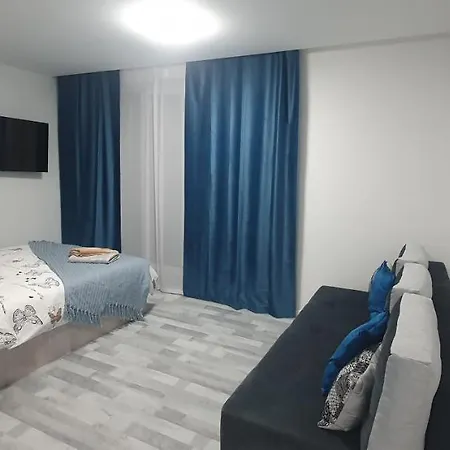 Apartment Angel *